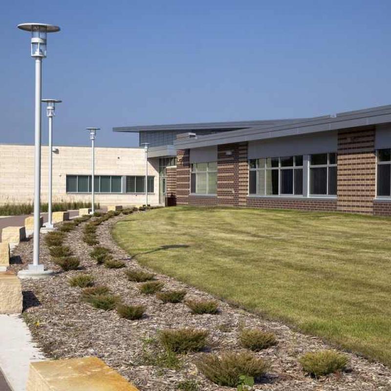 George Washington Carver Academy Exterior 16 Edu K12 Waterloo M